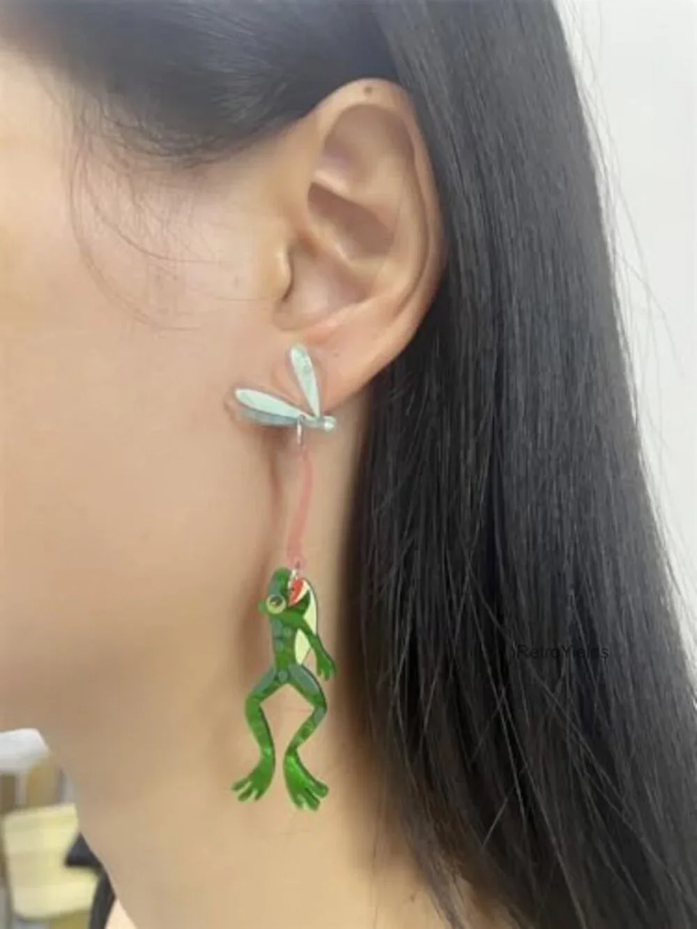 Cute Acrylic Frog Dangle Earrings Lightweight Statement Drop Earrings for Women
